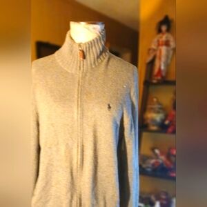 Polo sweater sz medium